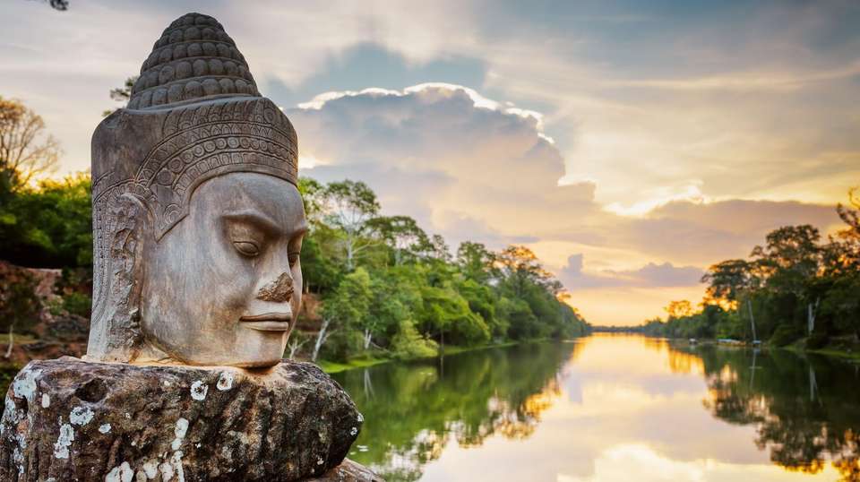 Vietnam to Cambodia Cycle: Ho Chi Minh to Angkor Wat - World Expeditions - Vietnam - Image 2
