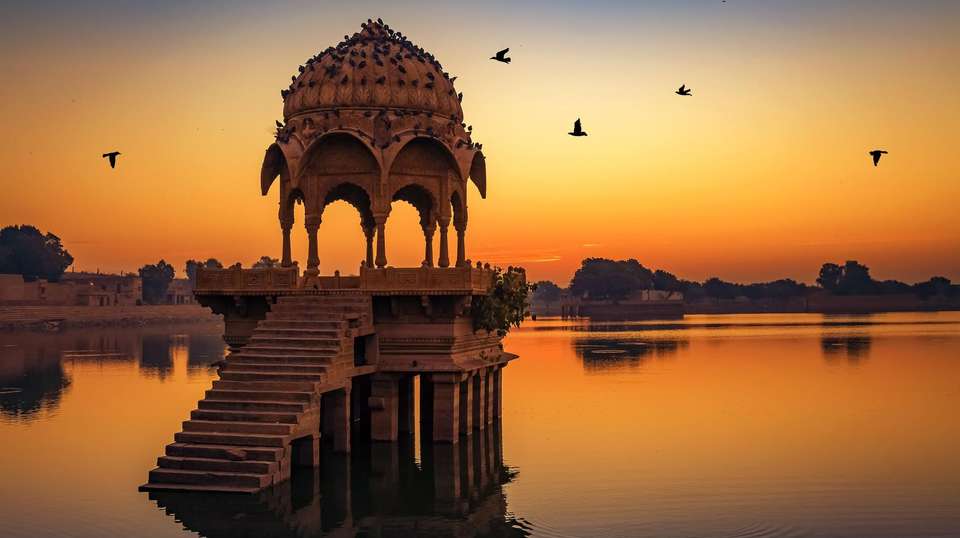 North India Adventure - World Expeditions - India - Image 1
