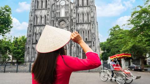 Vietnam Small Group Tours: Vietnam Encounters