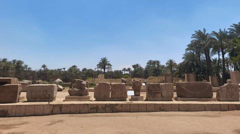 Tour to Giza Pyramids, Sphinx, Memphis and Sakkara - Rich Holidays - Egypt - Image 21