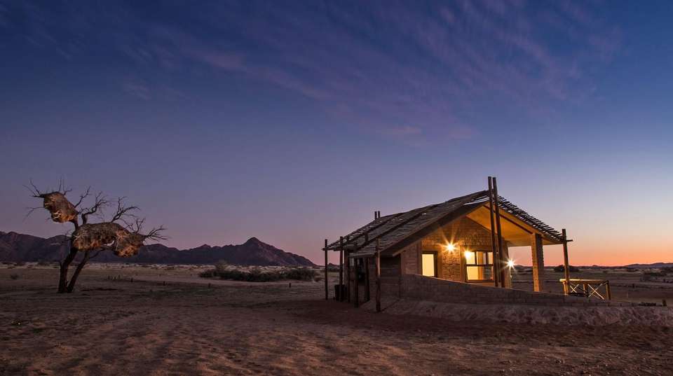 6 Day Dunes and Wildlife Lodging Safari - Chameleon Safaris Namibia - Namibia - Image 13
