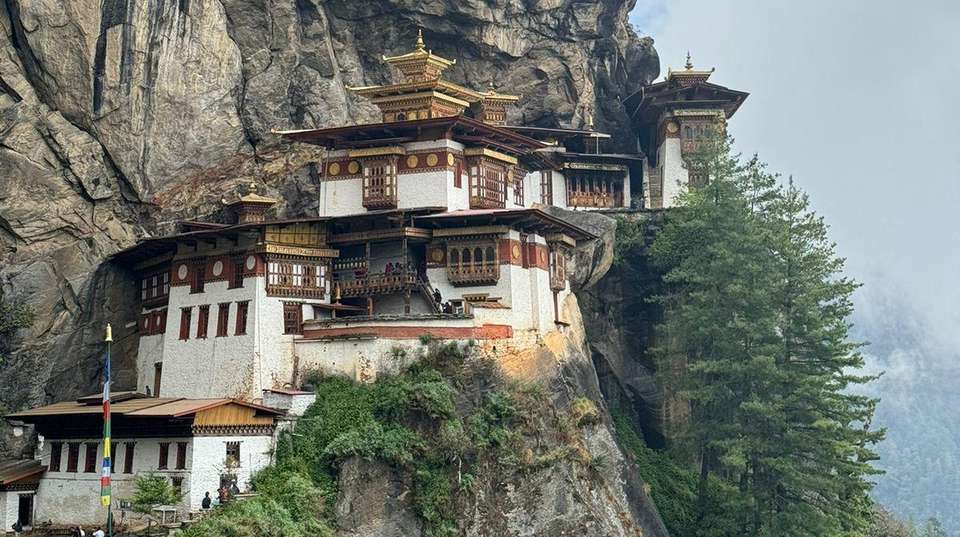 4-Day Bhutan Tour: Paro And Thimphu - Alpine Club Of Himalaya - Bhutan - Image 5