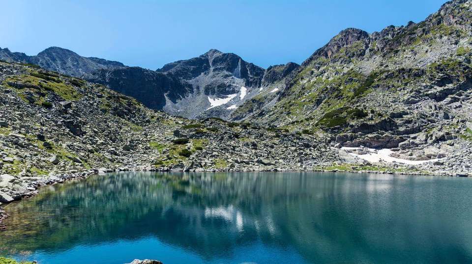 Bulgaria Mountains and Monasteries Guided Hike - Utracks - Bulgaria