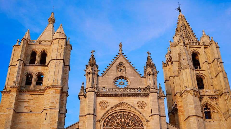 Spanish Camino by Bike: The Pyrenees to Leon - Utracks - Spain - Image 1