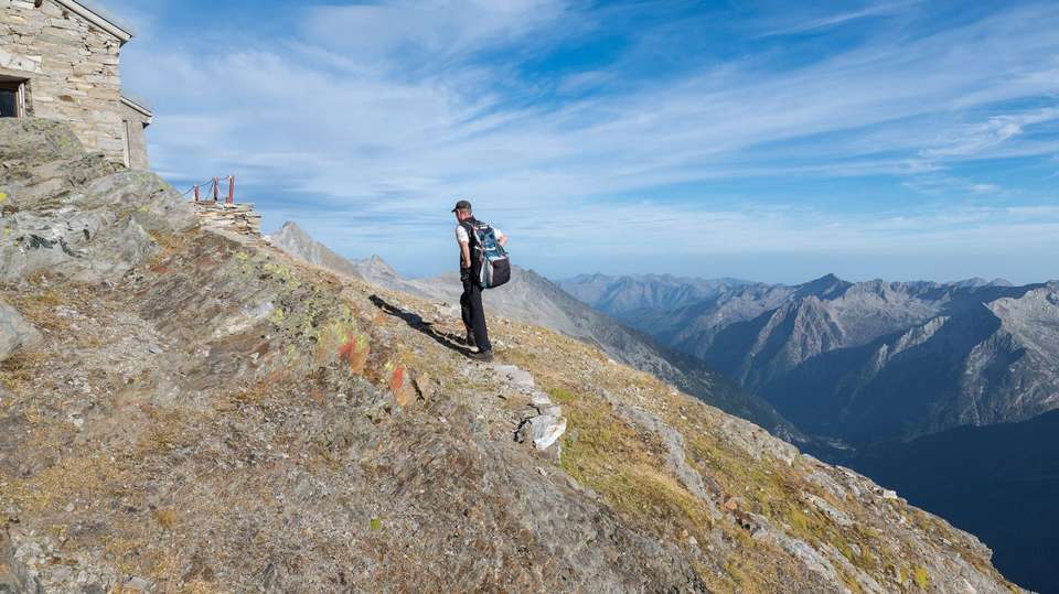 Tour de Monte Rosa Guided Hike - Utracks - Switzerland - Image 3