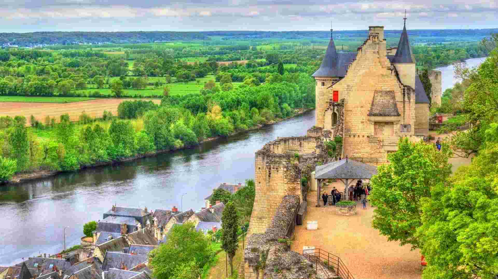 Cycle the Loire - Orléans to the Atlantic Coast