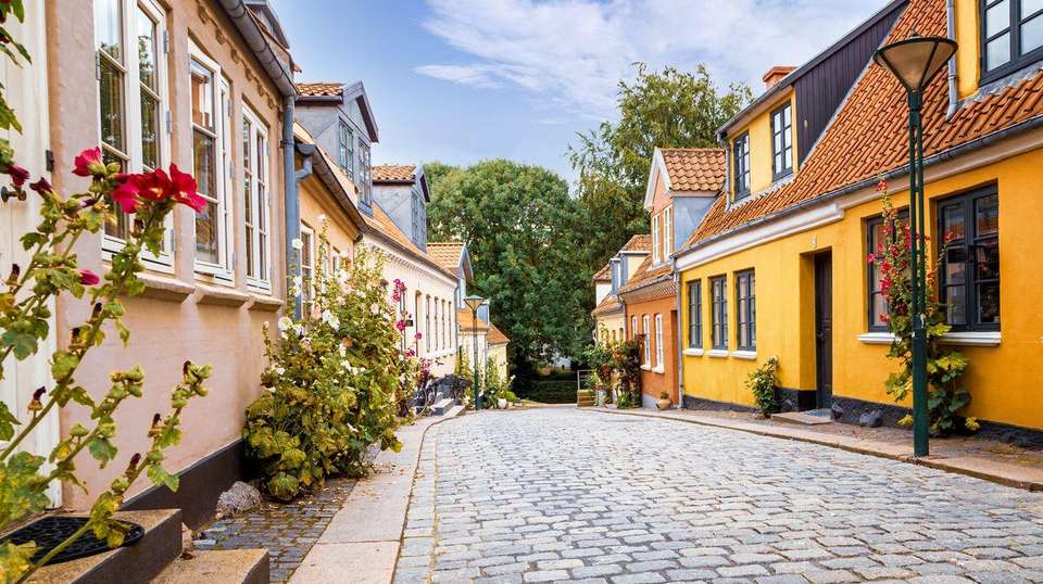 Country Roads of Scandinavia - Insight Vacations - Norway - Image 2