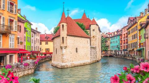 Shopping And Markets Tour: French Heritage