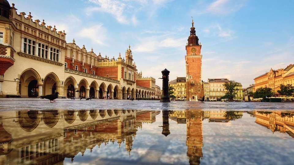 Highlights of Eastern Europe - Insight Vacations - Hungary - Image 4