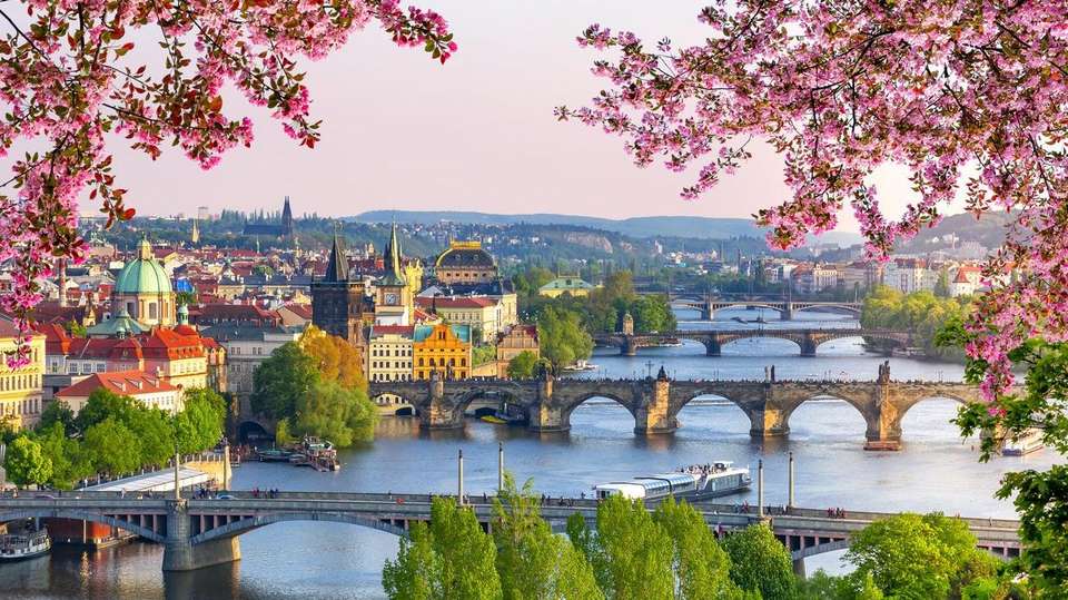 Highlights of Eastern Europe - Insight Vacations - Hungary - Image 5