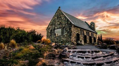 Contrasts Of New Zealand - October 2026