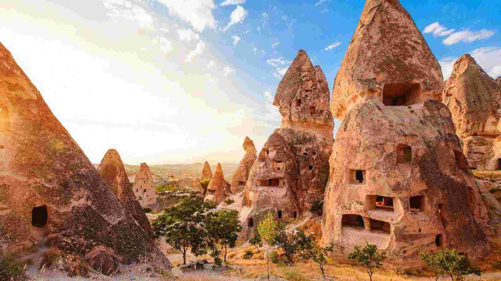 Silk Road Explorer Tour