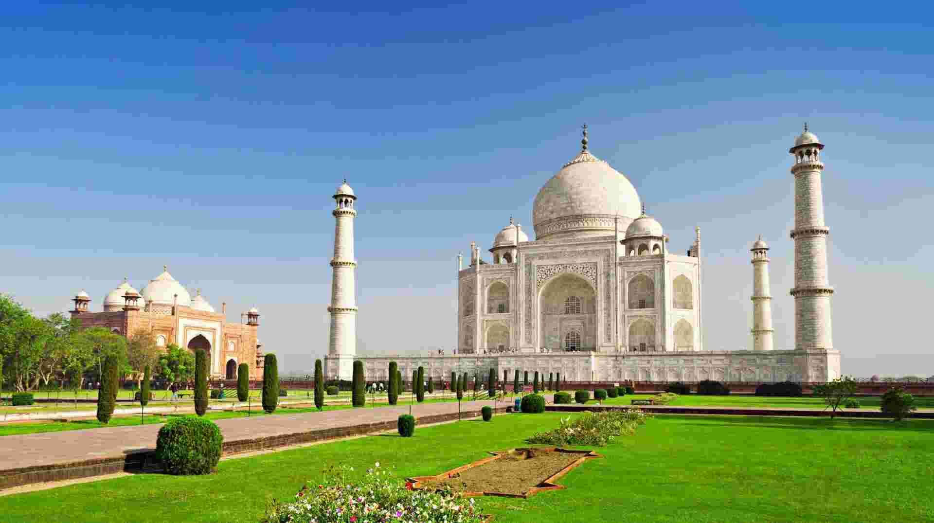 Taj, Tigers & Majestic Forts