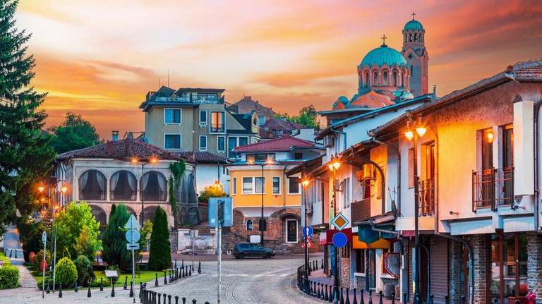 Sarajevo Adventure Tour: Treasures of the Balkans