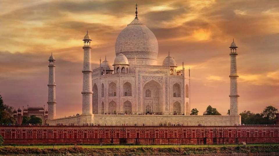 Golden Triangle Tour with Orchha, Khajuraho & Varanasi - Gets Holidays Pvt Ltd - India - Image 3