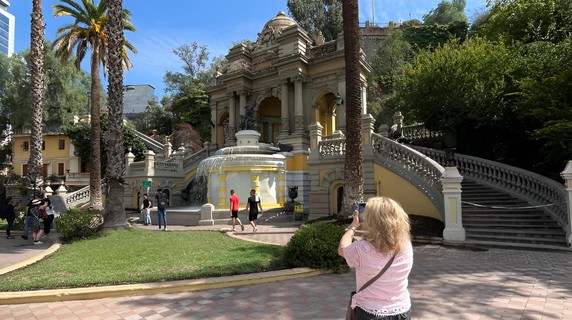 Image 4 of 7
