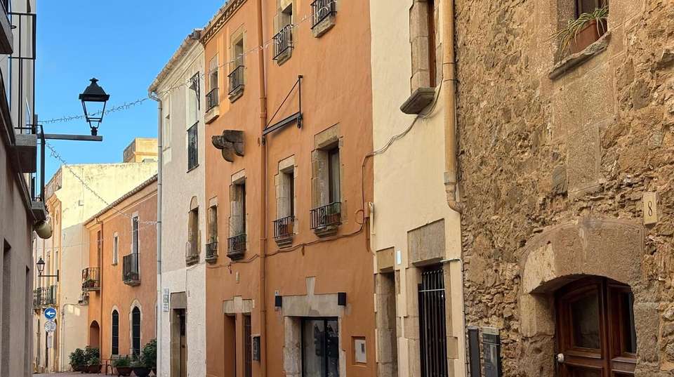 Costa Brava Typical towns Full-Day Tour - Barcelona Holiday - Spain - Image 9