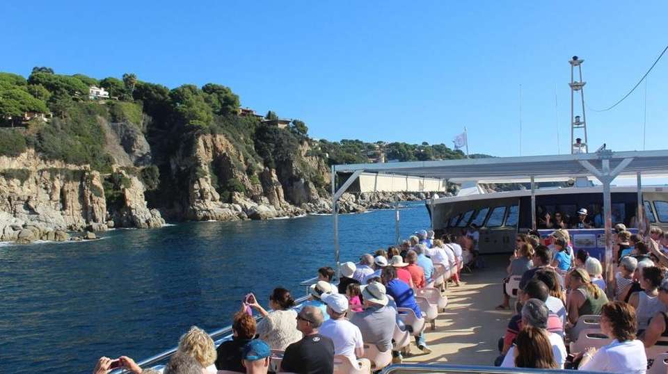 Costa Brava Day Trip - Barcelona Holiday - Spain - Image 8