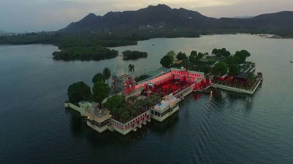 Image 4 of 9