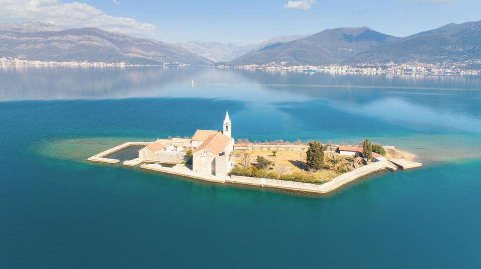 Croatia and Montenegro Cruise - Sailing Adriatic - Croatia - Image 5