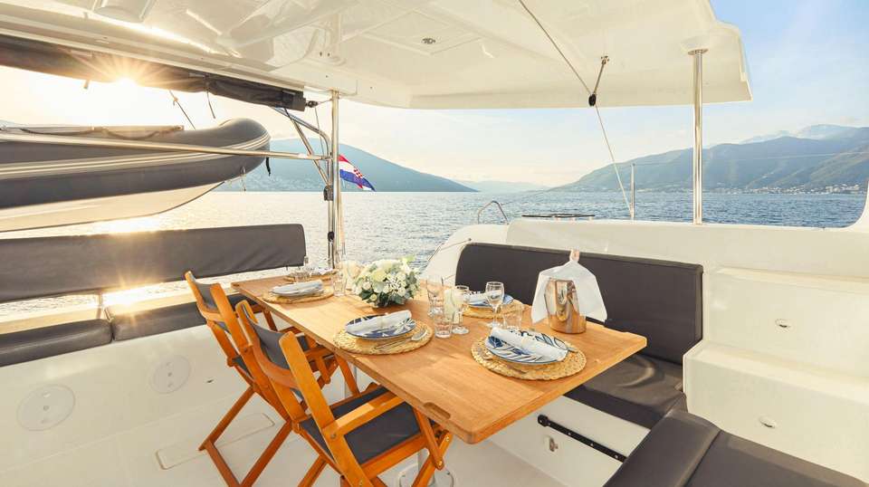 Croatia and Montenegro Cruise - Sailing Adriatic - Croatia - Image 8
