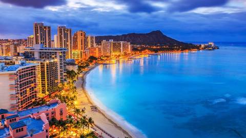 Hawaii With Oahu, Maui & The Big Island - December 2026