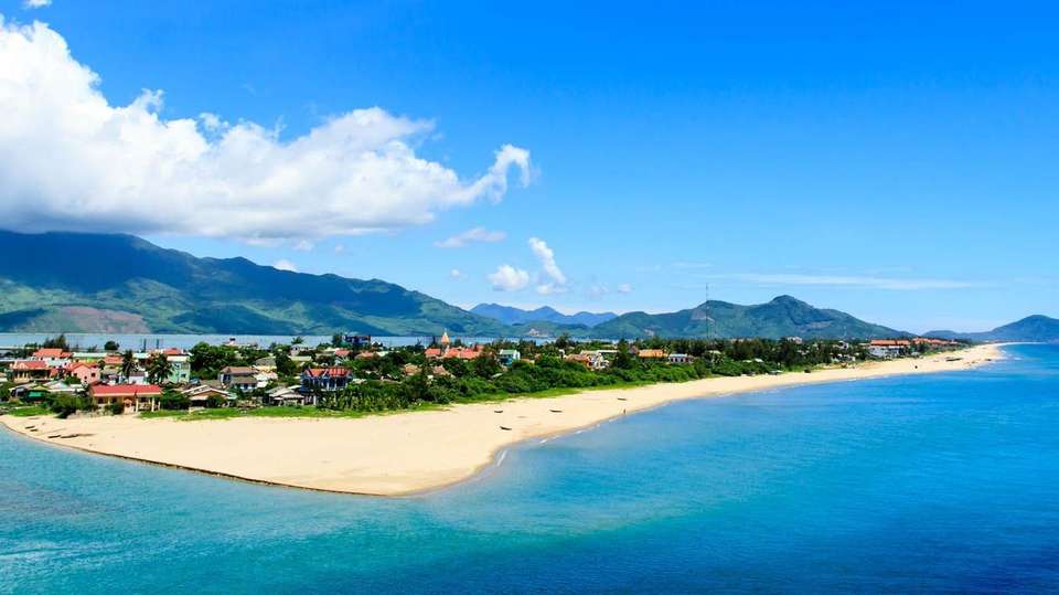Magical Vietnam: Cruise, Caves, and Ancient Town Wonders - Footsteps Indochina Travel - Vietnam - Image 14
