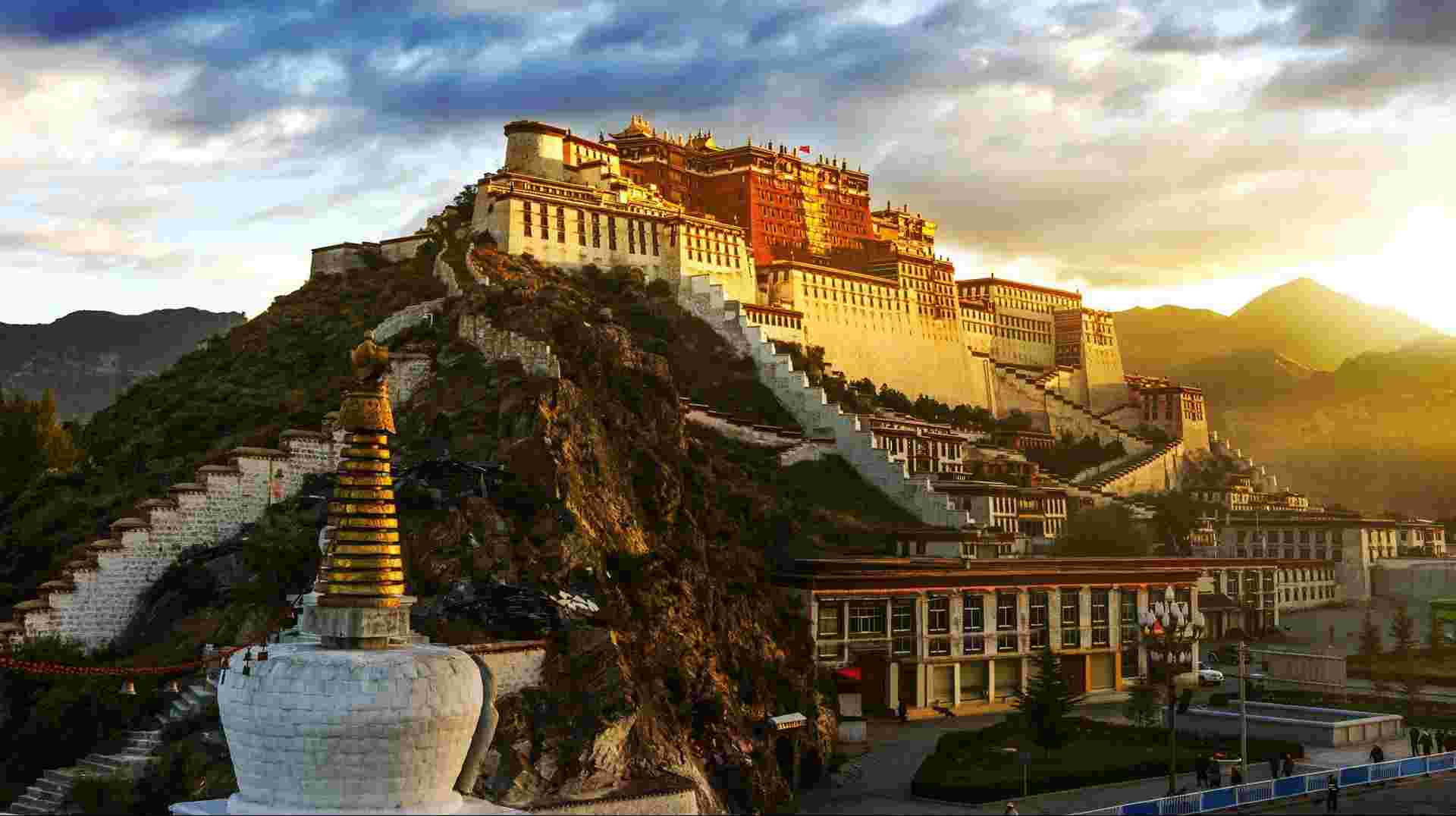 Ancient Cities Bhutan, Nepal and Tibet Tour