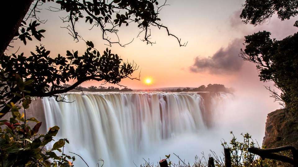 21-day Victoria Falls to Serengeti Camping - Acacia Africa - Zambia - Image 3