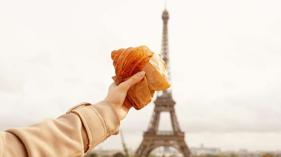 Europe Taster Christmas - Expat Explore - France - Image 2