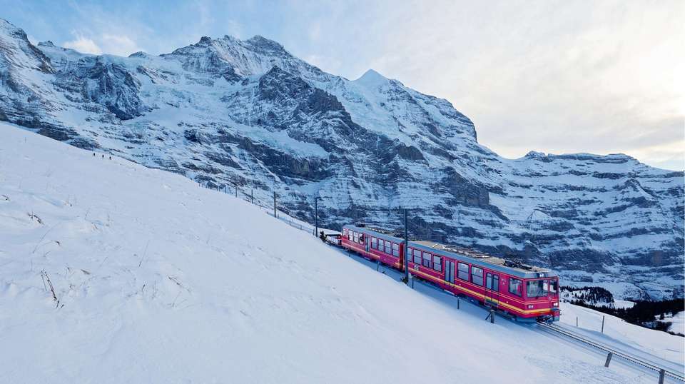 Europe Taster New Year - Expat Explore - England