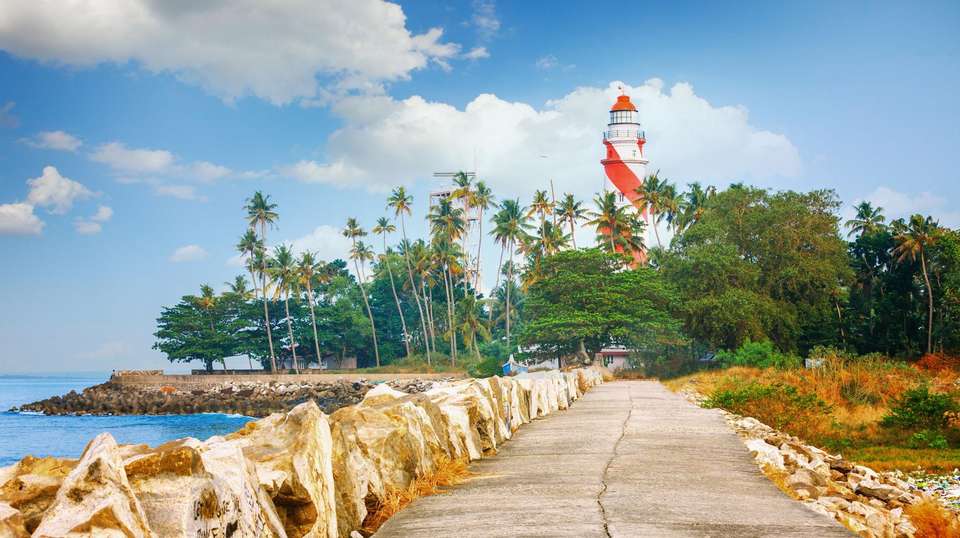 Kovalam Beach - 5 days - On The Go Tours - India - Image 3