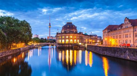 Vienna Art And Architecture Tour: Berlin And Imperial Capitals