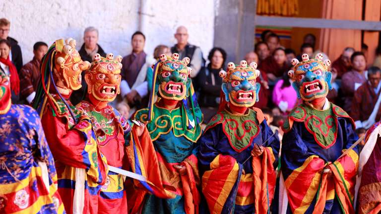 Bhutan Sightseeing Tour: Glimpses of Bhutan