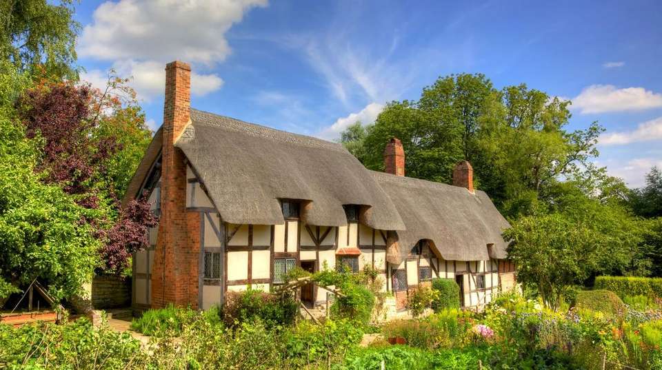 British Gardens and the Chelsea Flower Show - Insight Vacations - England