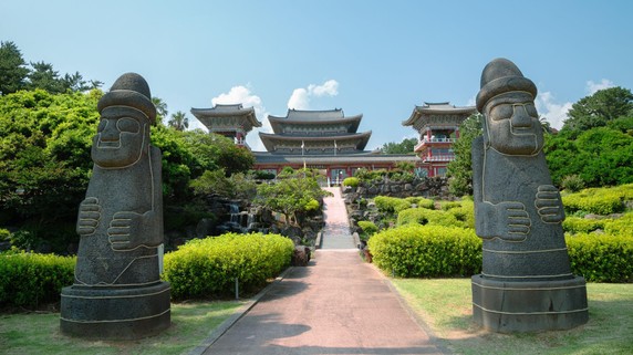 Image 4 of 13