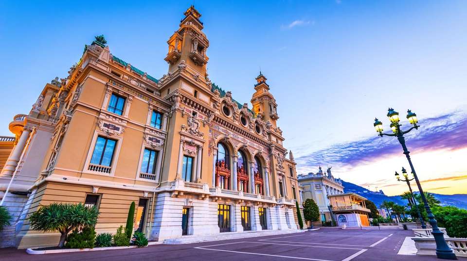 Ultimate France - Luxury Gold - France - Image 2