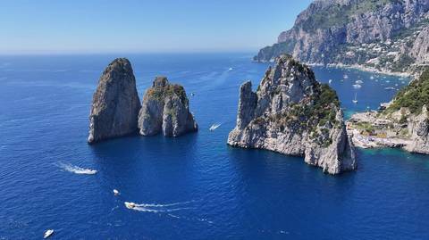 Greece And Heart Of Italy With Meteoras - 14 Days