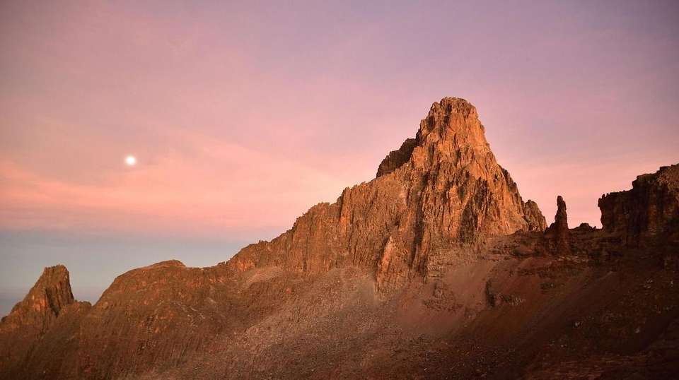 5 Days Mt. Kenya Trek: Sirimon - Chogoria - undefined - Image 3