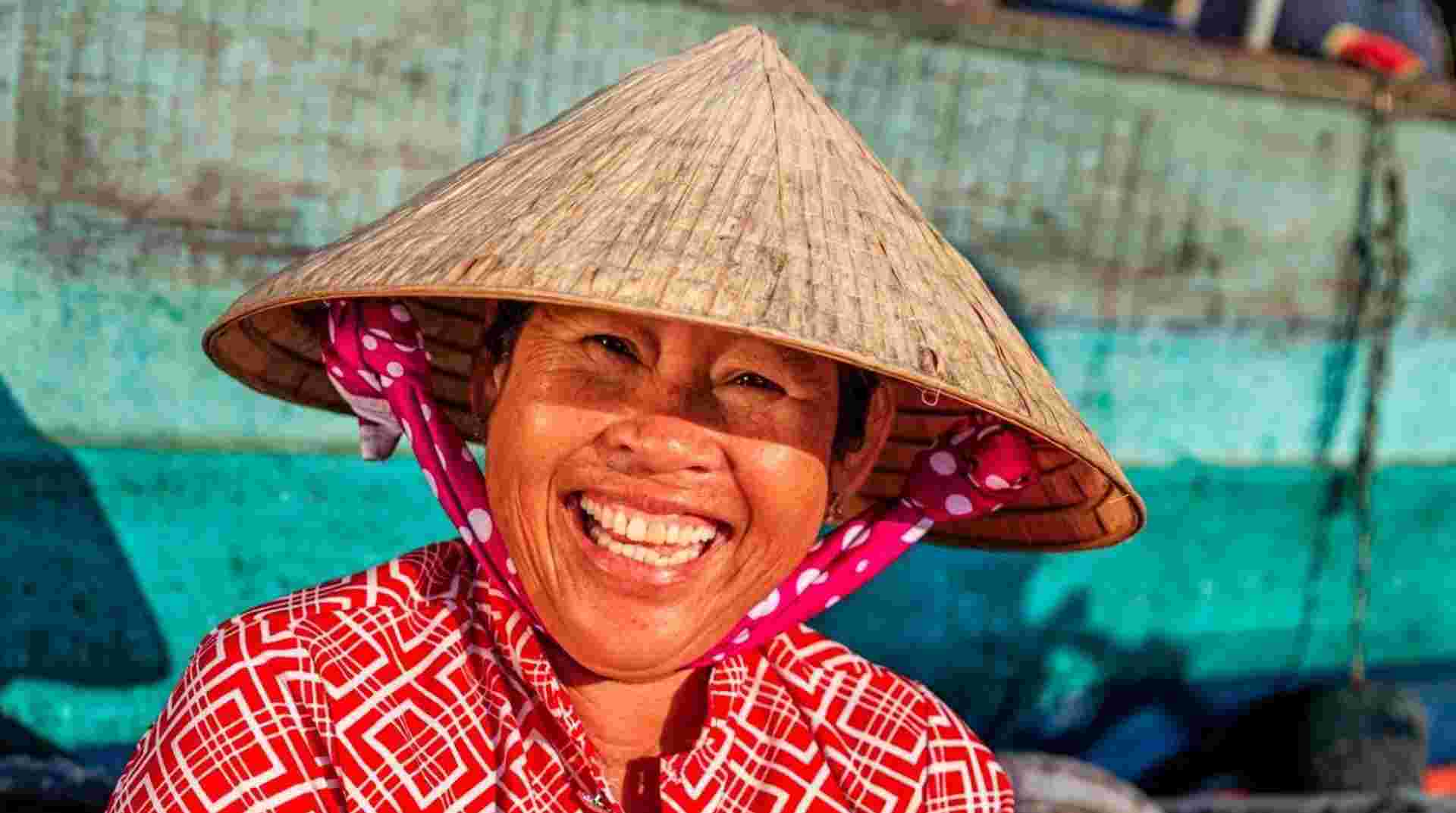 Ultimate Vietnam: Halong Bay Cruise & Heritage Sites