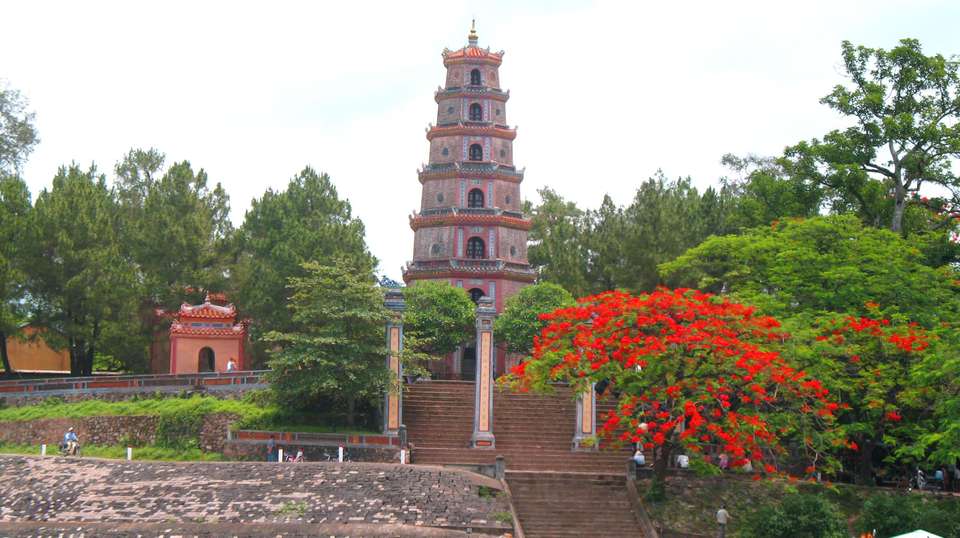 VIETNAM CENTRAL HIGHLIGHTS - Topas Travel - Vietnam - Image 4