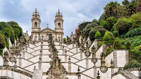 Lisbon Sightseeing Tour: Northern Portugal