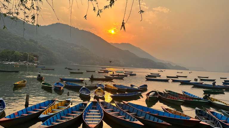 Kathmandu and Pokhara Tour by Car 6 Days trip - alternative tour available