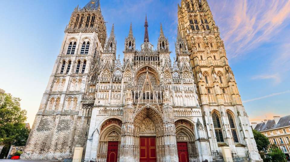 Battlefields of WWI & WWII - Insight Vacations - England - Image 1