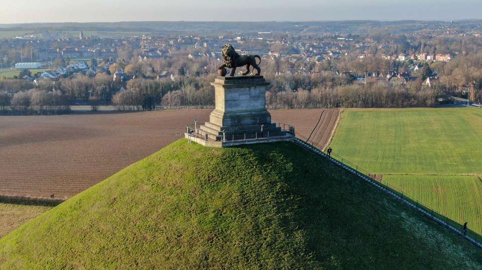 Battlefields of WWI & WWII - Insight Vacations - England - Image 2