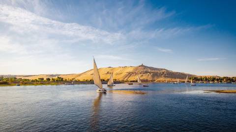 Luxor Explorer Tour: Felucca Sailtrek (5 & 4 Star Hotels)