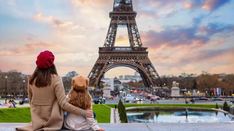 London Explorer Tour: Get Social: Central Europe Highlights (winter)