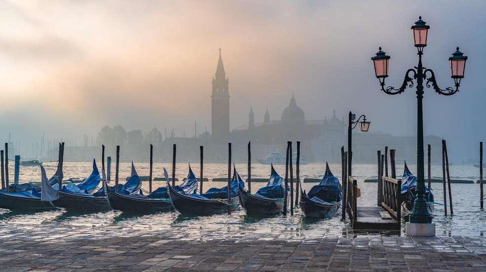 Play & Pause: Great European (Winter) - undefined - Image 6