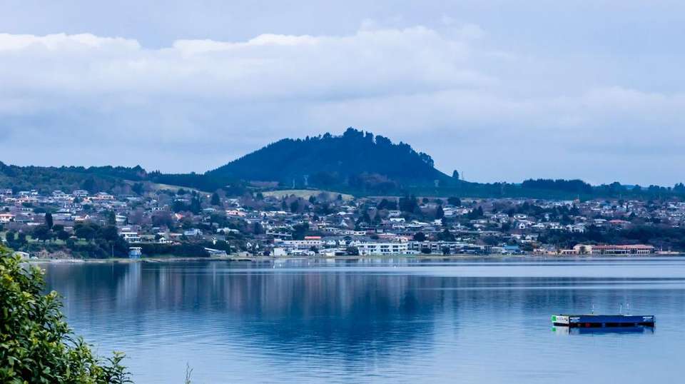 New Zealand's North Island Adventure - Haka Tours - New Zealand - Image 4