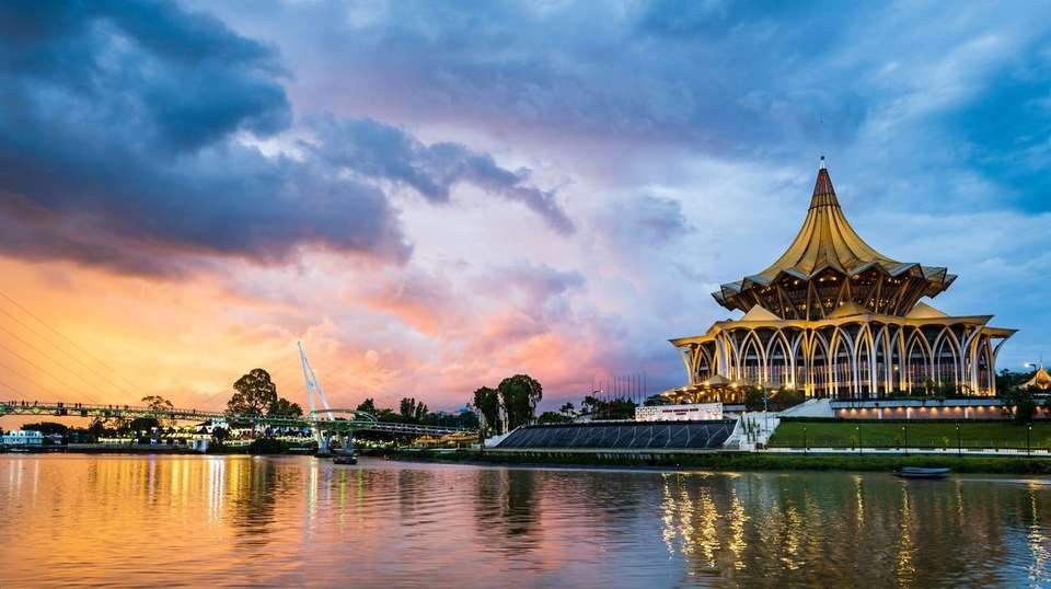 Borneo Adventure - Contiki - Malaysia - Image 3